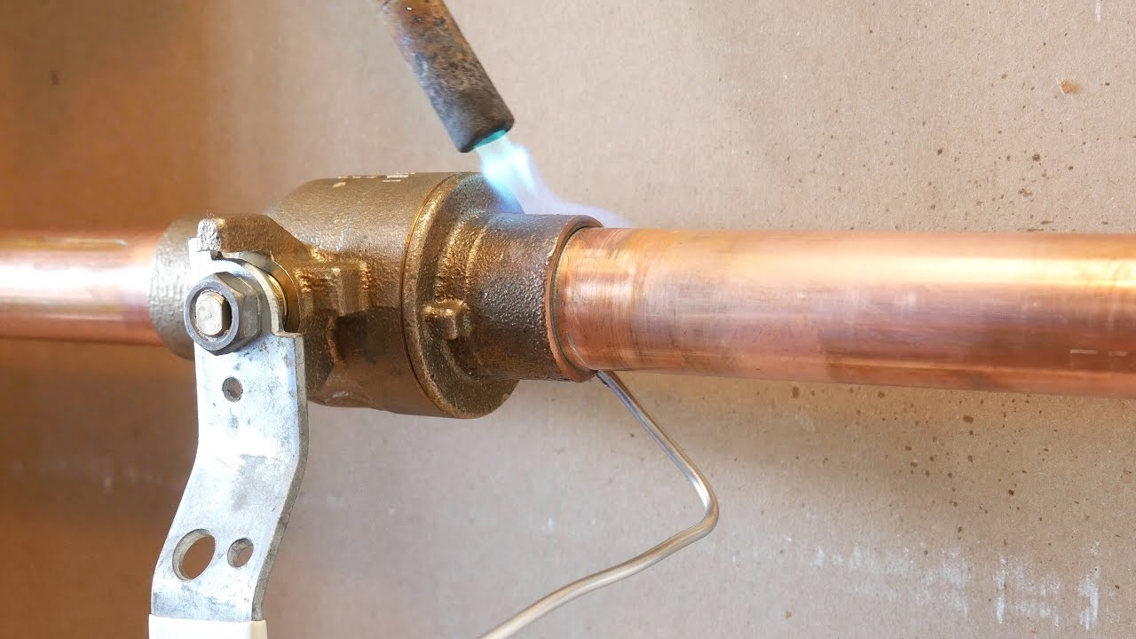 How to solder a ball valve?